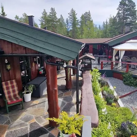 Davita Ranch Chalet Tranhaug